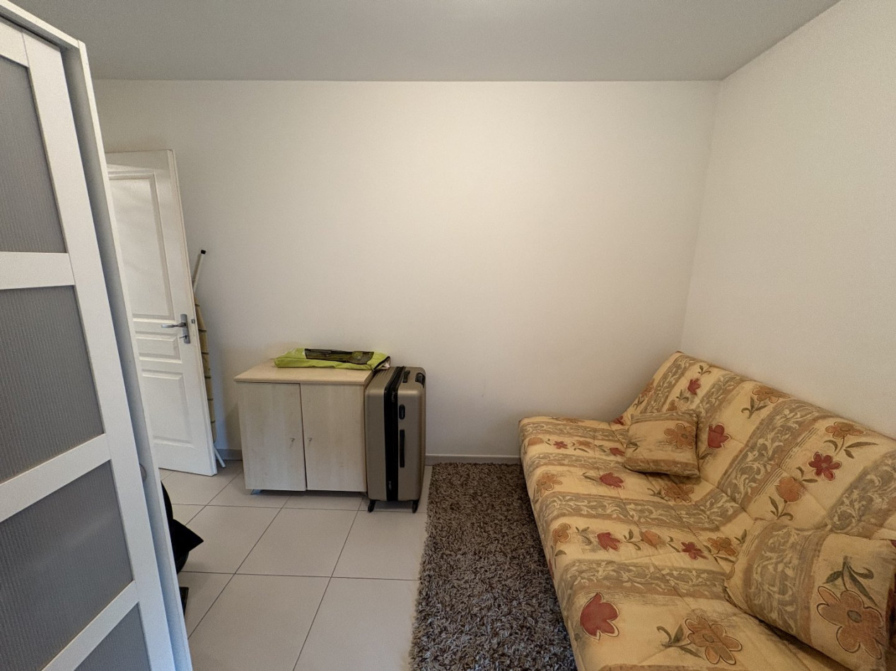 vente Appartement Saint Laurent Du Var - Photo 12