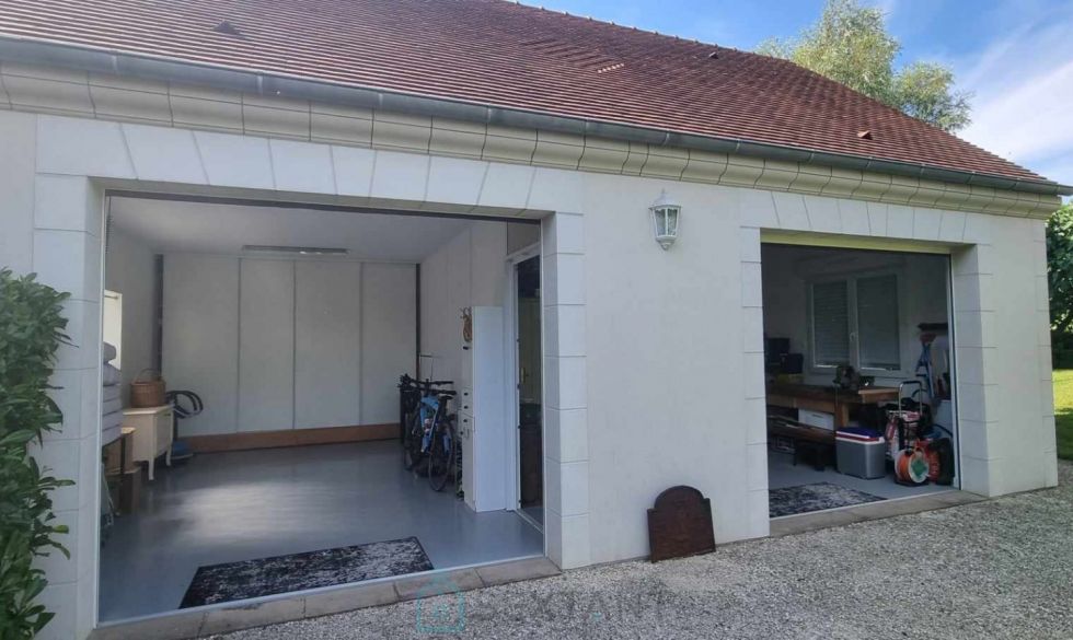 vente  Mehun Sur Yevre