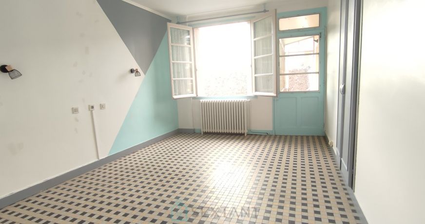 vente Maison de village Chisseaux