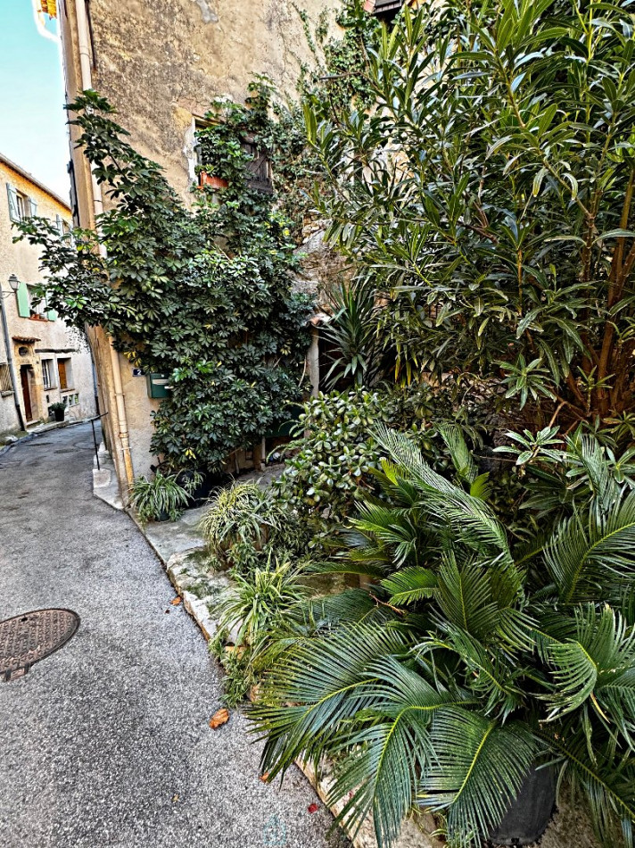 vente Maison de village Chateauneuf Grasse - Photo 2