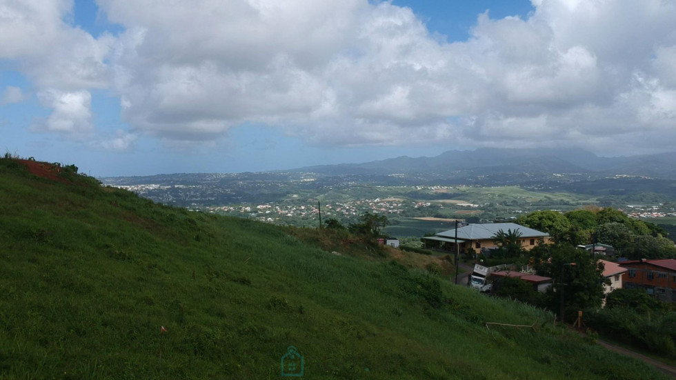vente Terrain Le Lamentin - Photo 2