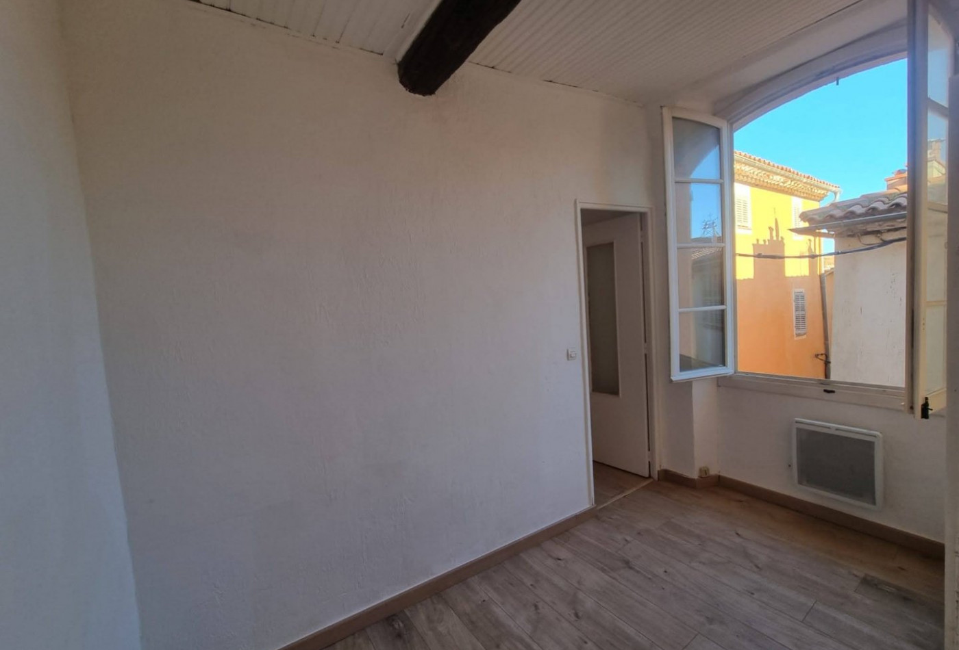 vente Appartement Hyeres - Photo 2