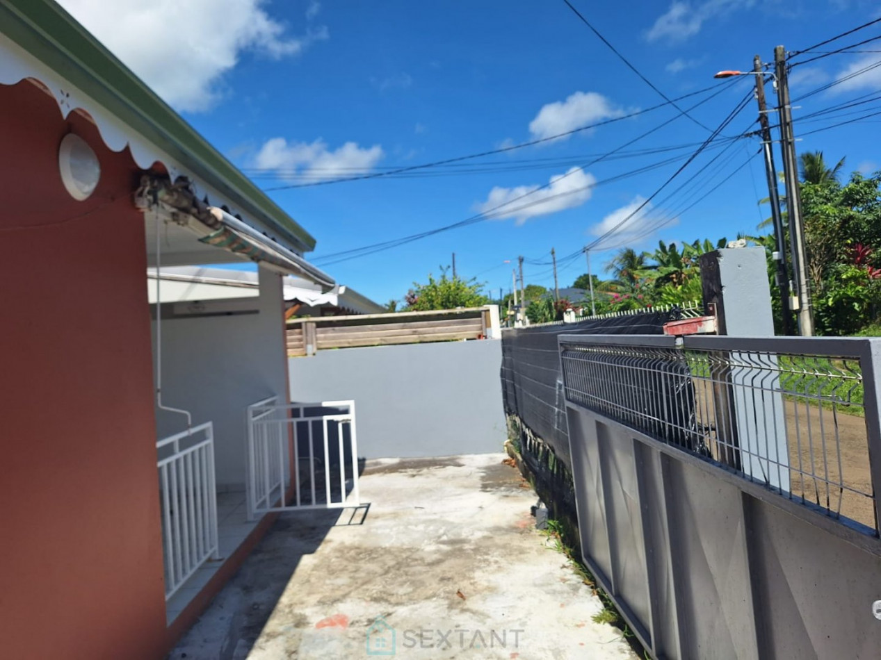 vente Appartement Le Lamentin - Photo 1