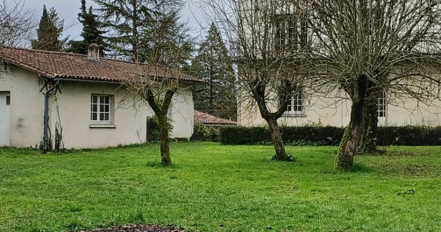 vente Demeure de ville et village Saint Antoine Cumond