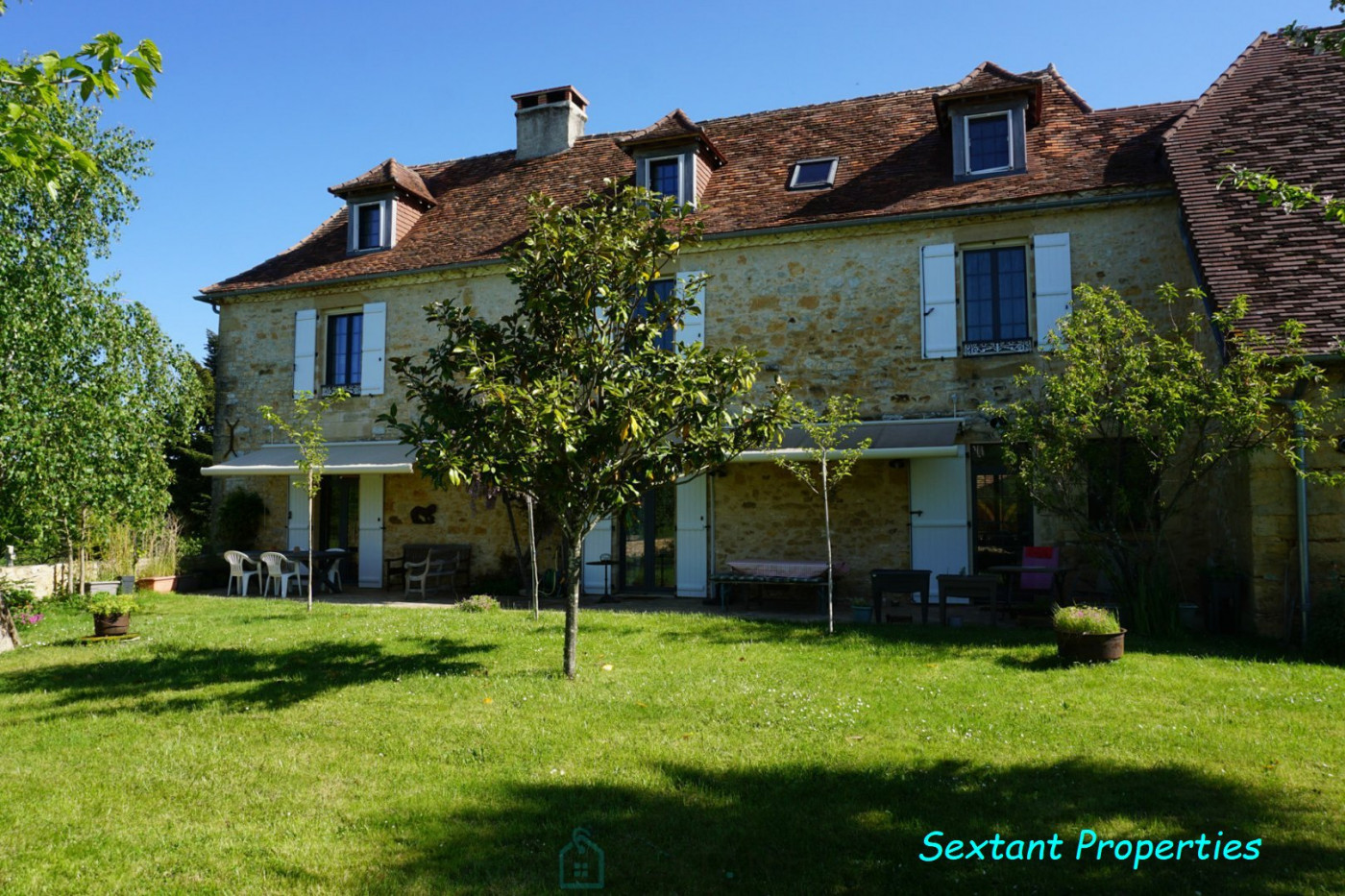 sale Demeure Excideuil - Photo 1