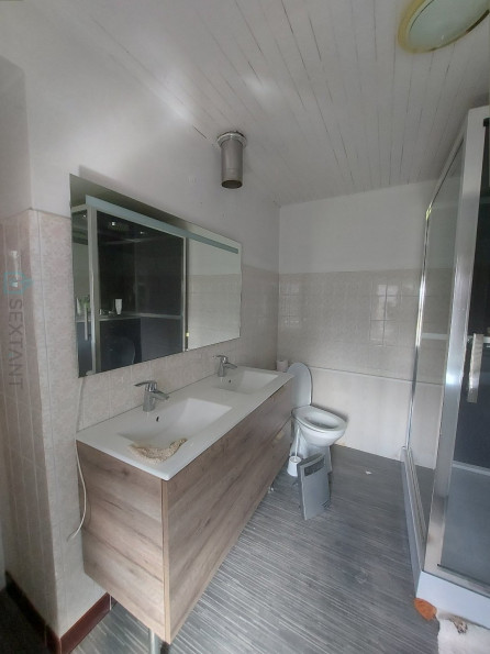 vente Propriété Saint Barthelemy De Bussiere - Photo 7