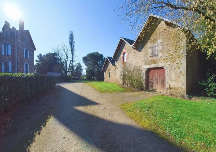 vente Maison de maître MontrÉverd