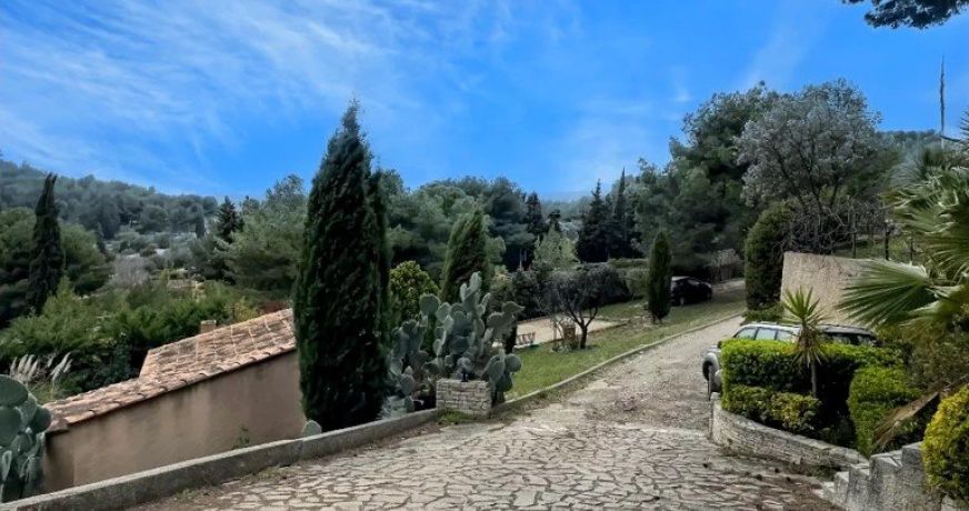 vente Propriété Saint Mitre Les Remparts