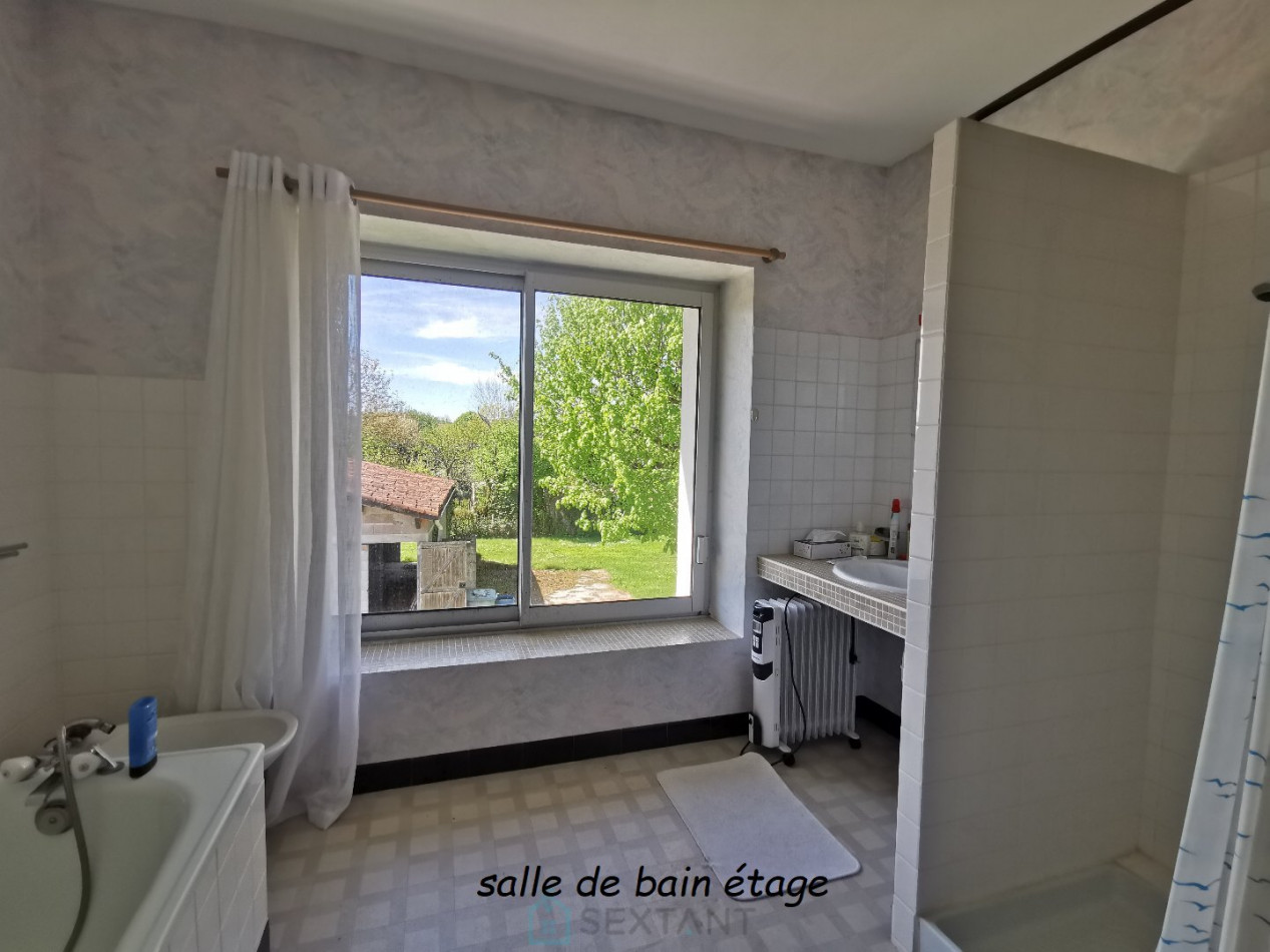 vente Maison de village Chassenon - Photo 11