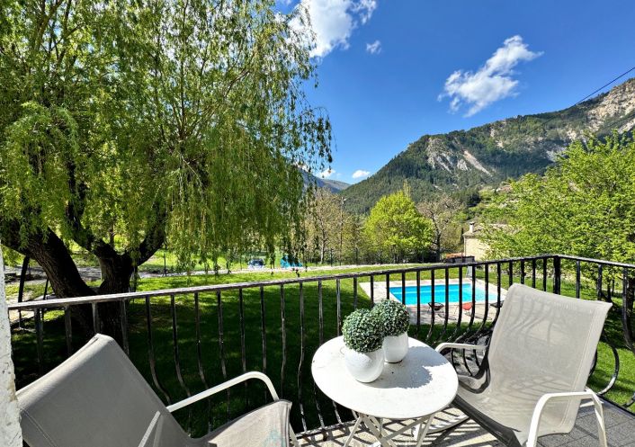 vente Maison et terrain Castellane