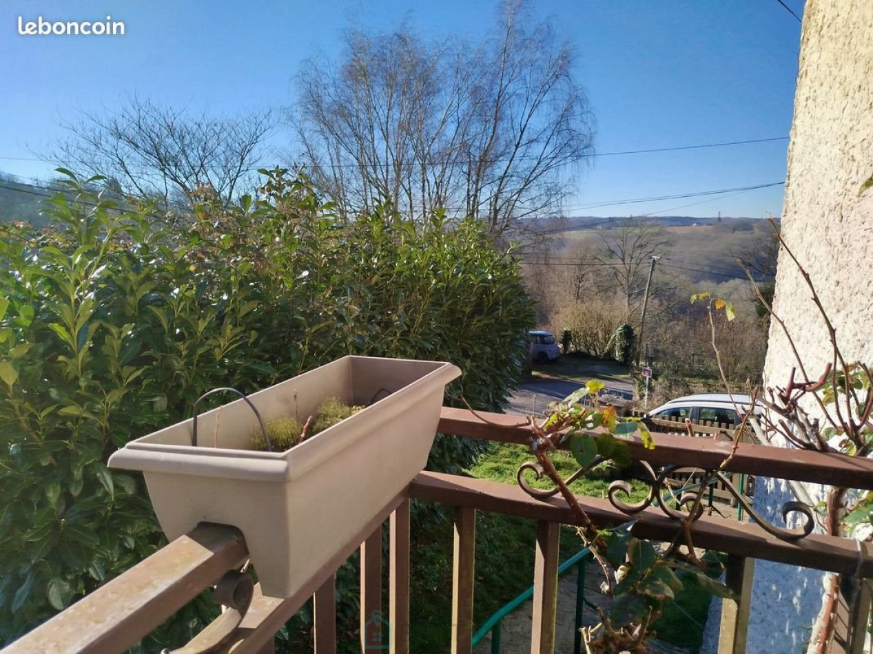 vente Maison de village Saint Paul La Roche - Photo 10