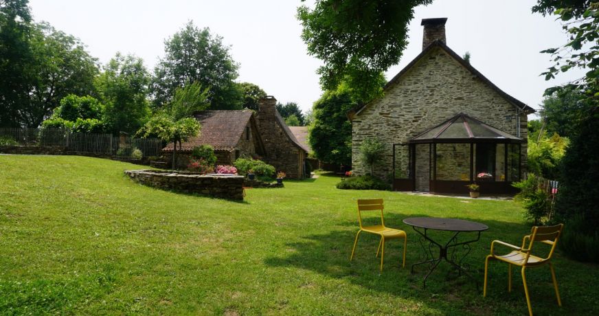 vente Maison en pierre Sarrazac