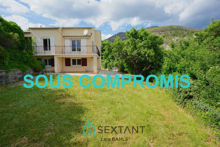 vente Maison et terrain Castellane - Photo 1