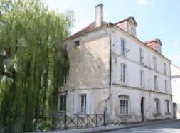 vente Barbezieux Saint Hilaire