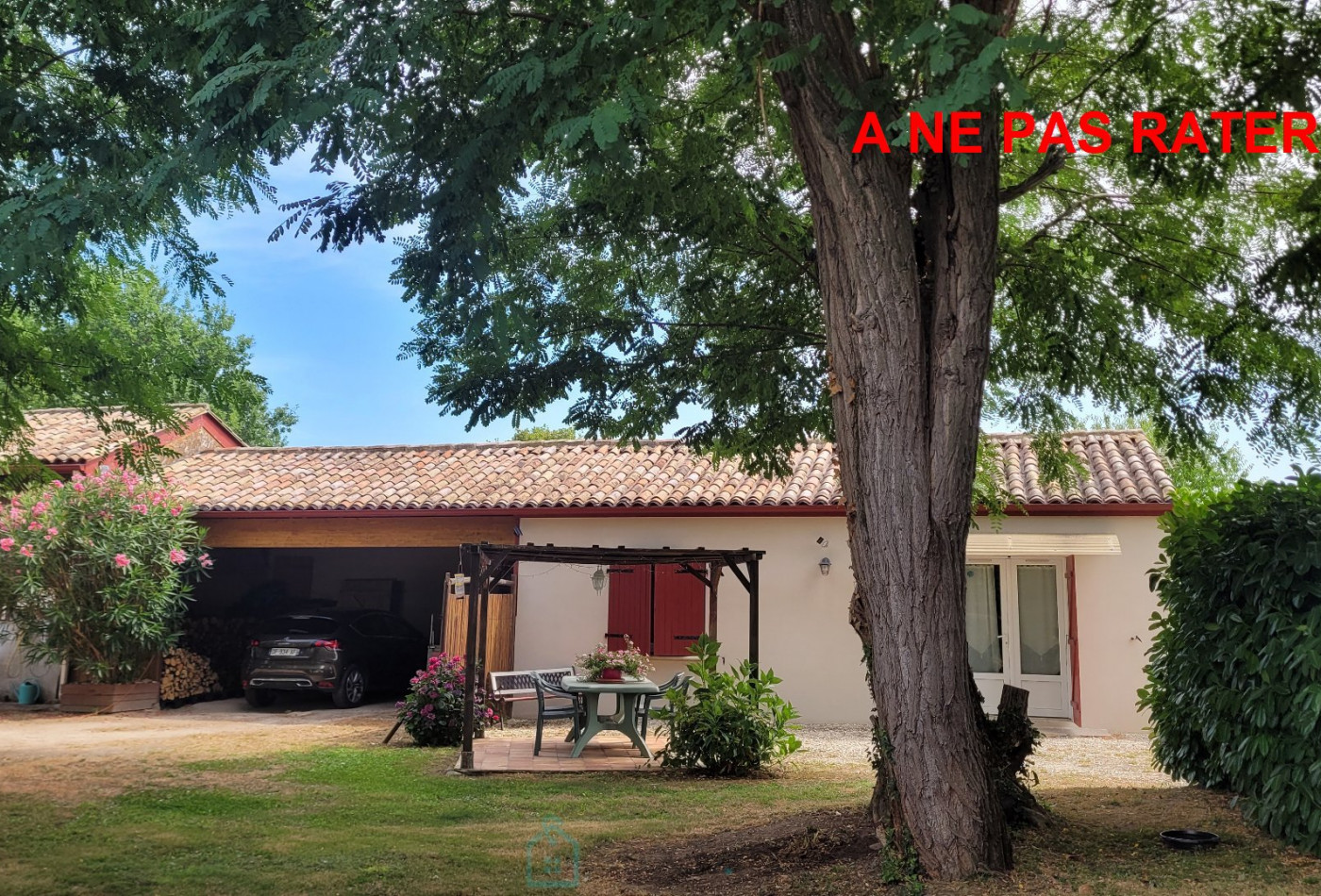 vente Ensemble immobilier Saint Pierre D'eyraud - Photo 1