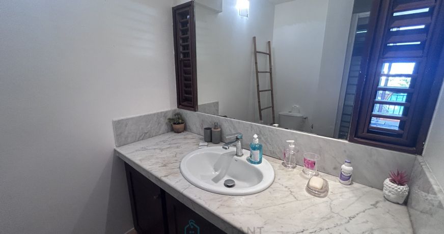 vente Studio La Trinite