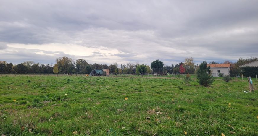 vente Terrain constructible Saint Pierre D'eyraud