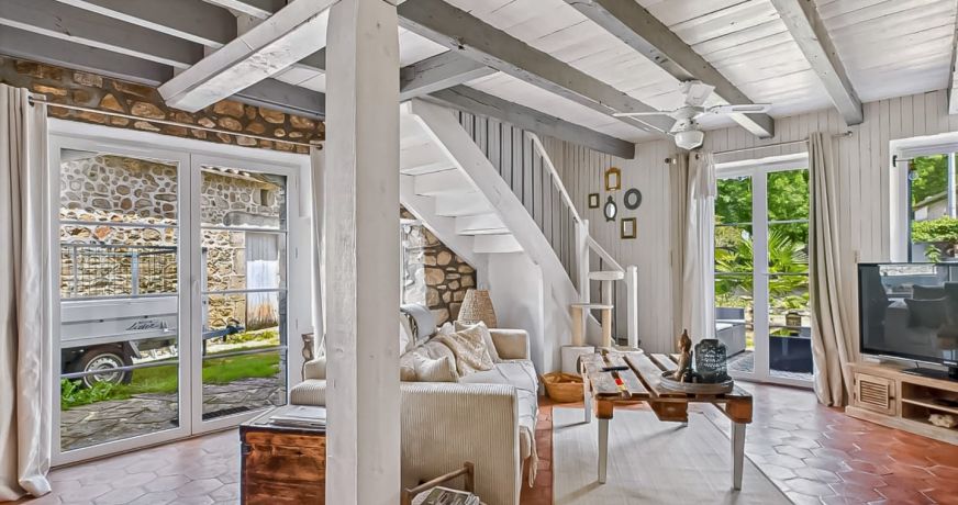 vente Ensemble immobilier Piegut Pluviers