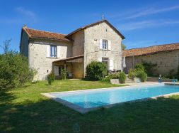 vente Javerlhac-la-chapelle-saint-robert
