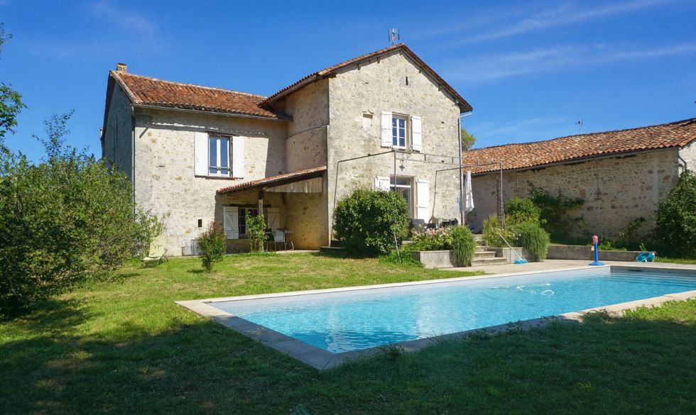 vente Javerlhac-la-chapelle-saint-robert