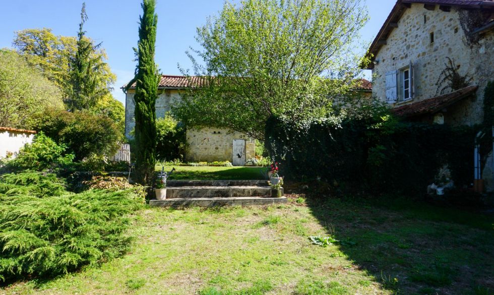 vente Javerlhac-la-chapelle-saint-robert