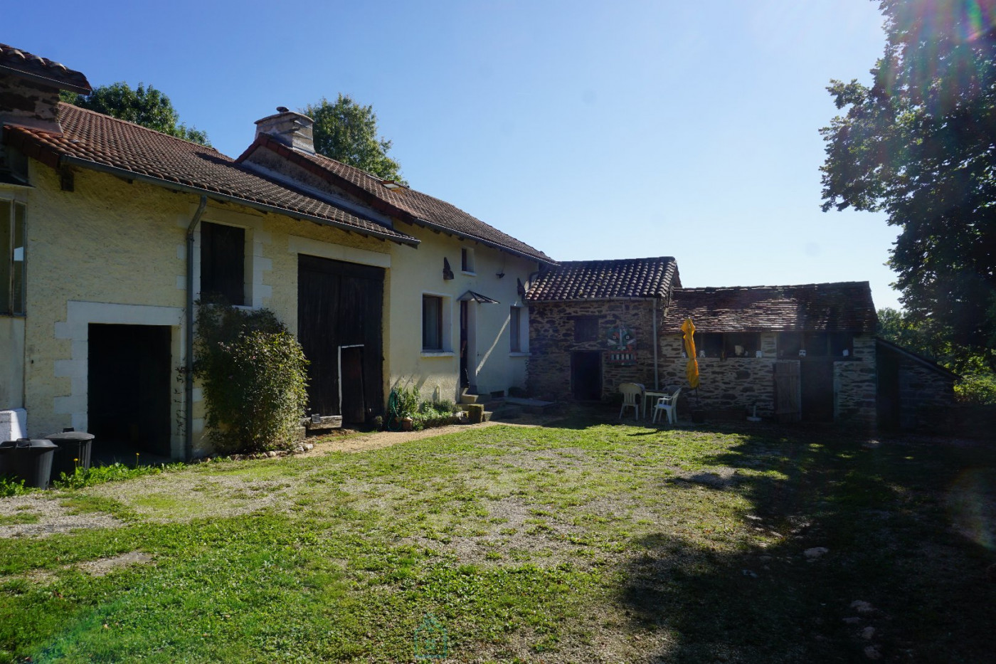 vente Corps de ferme Thiviers - Photo 1