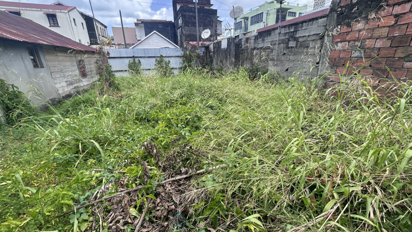vente Terrain constructible Fort De France - Photo 1