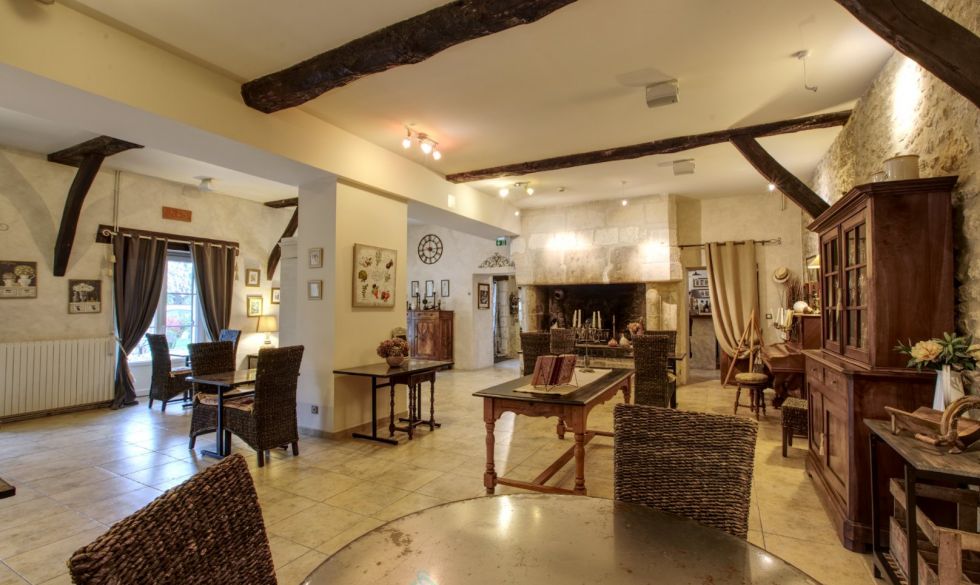 vente  Antonne Et Trigonant