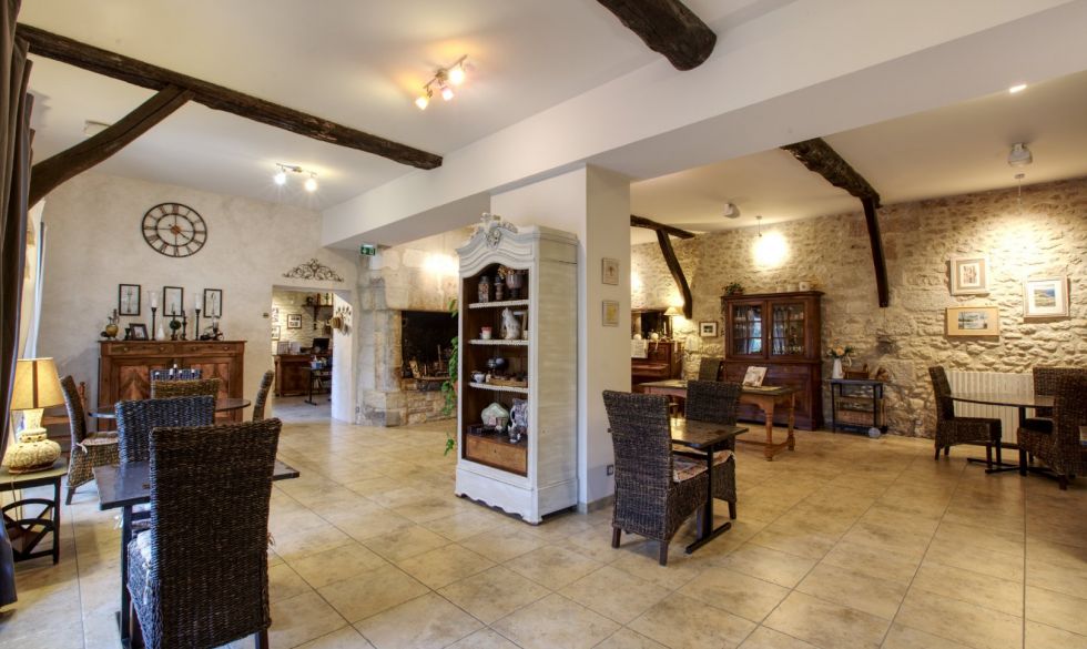 vente  Antonne Et Trigonant
