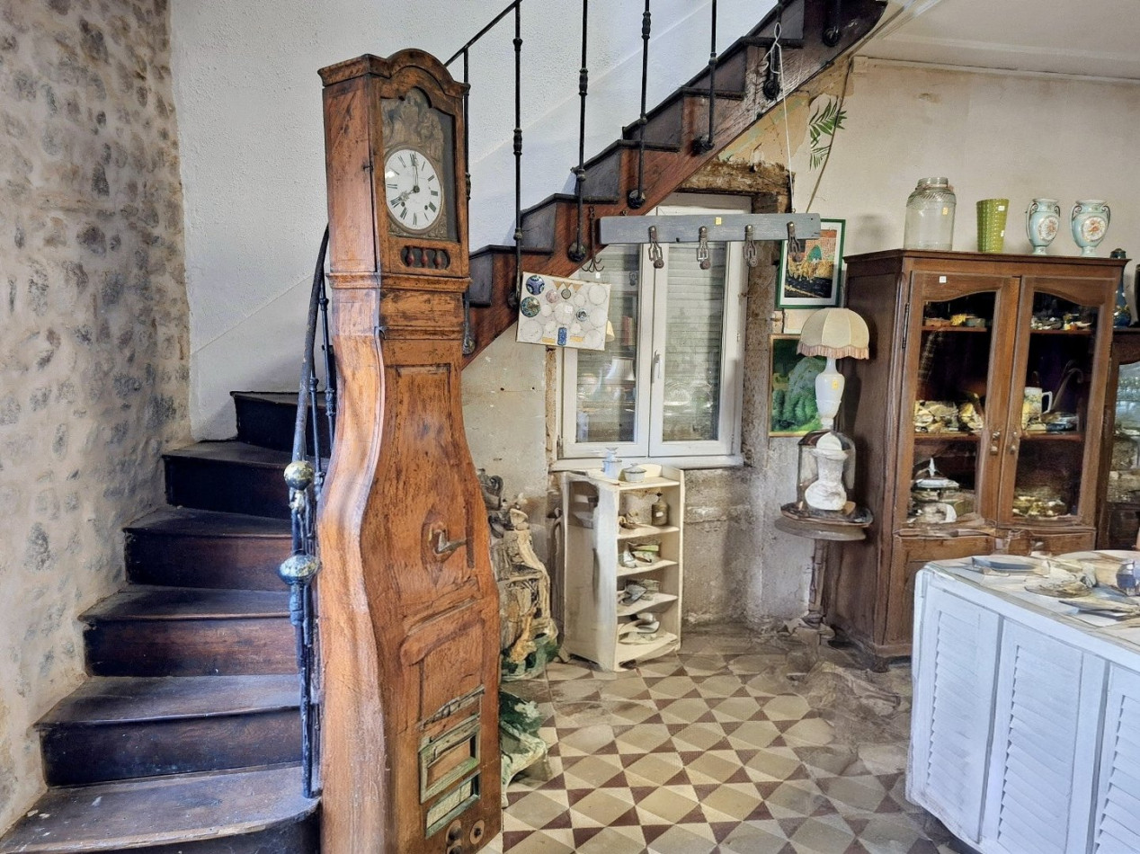 vente Ensemble immobilier Bois Sainte Marie - Photo 1