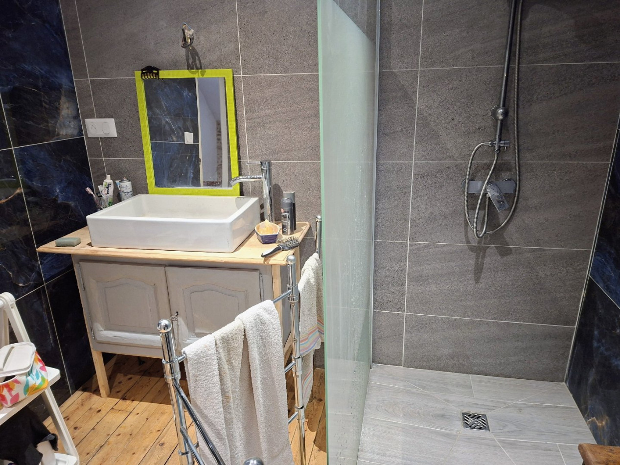 vente Ensemble immobilier Bois Sainte Marie - Photo 5