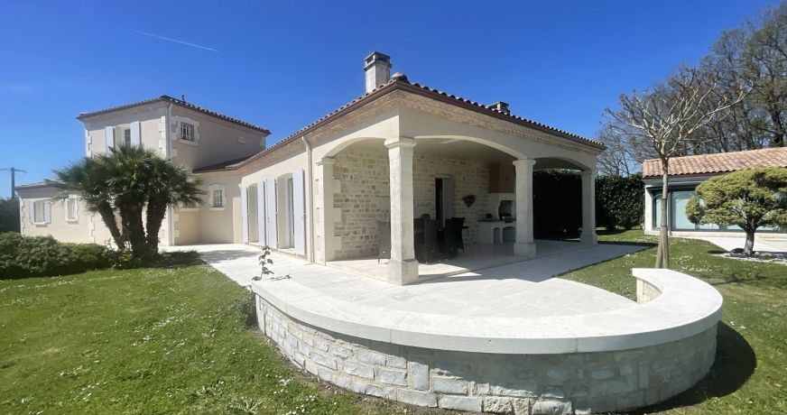 vente Villa Barbezieux Saint Hilaire