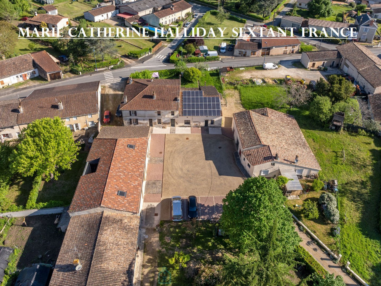vente Immeuble de rapport Montpon Menesterol - Photo 1