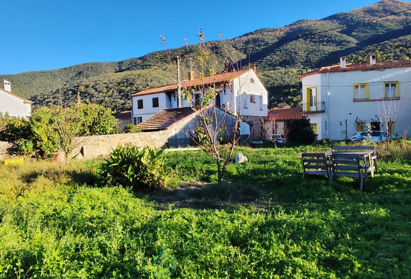 vente Terrain constructible Estoher - Photo 1