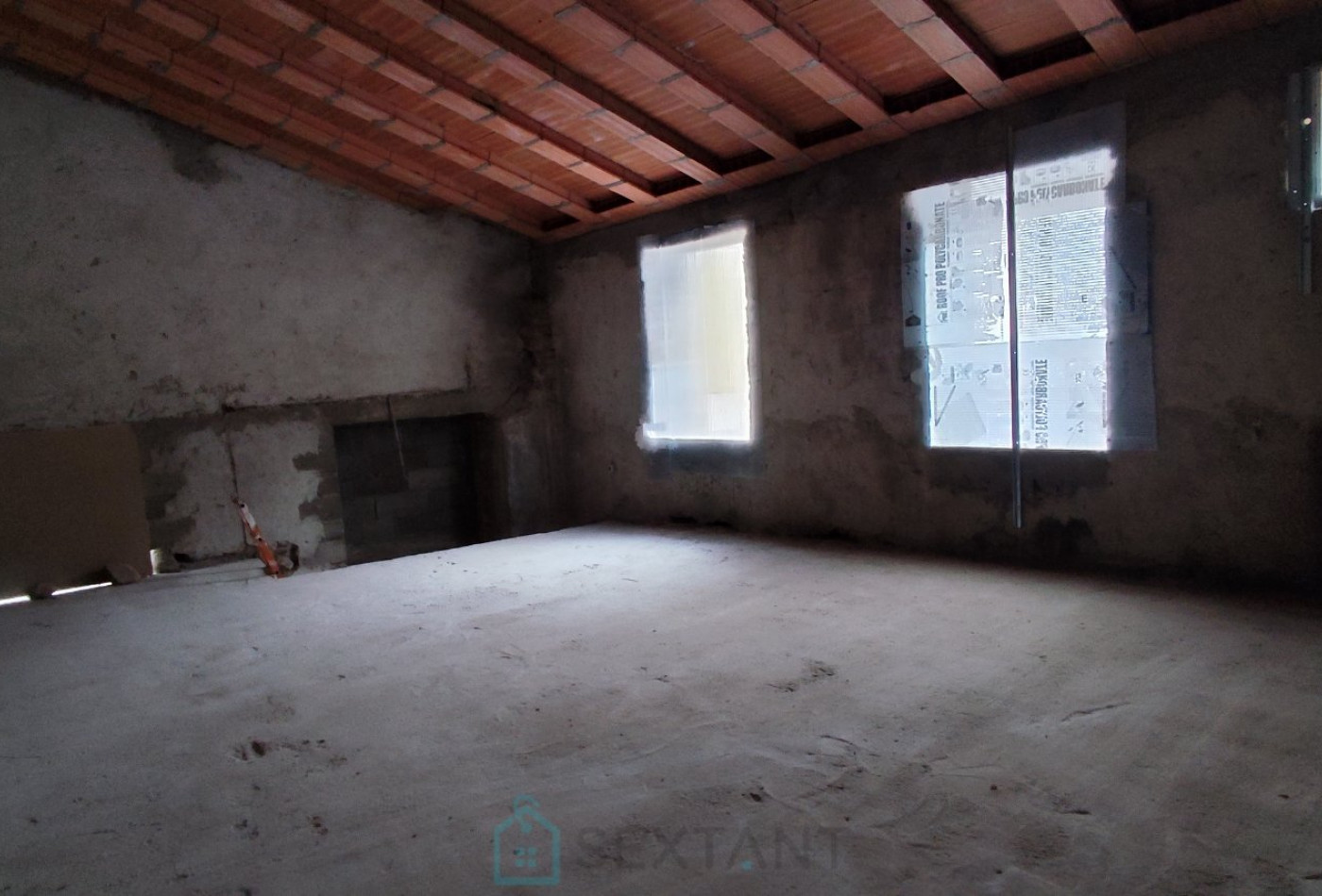vente Grange Estoher - Photo 3