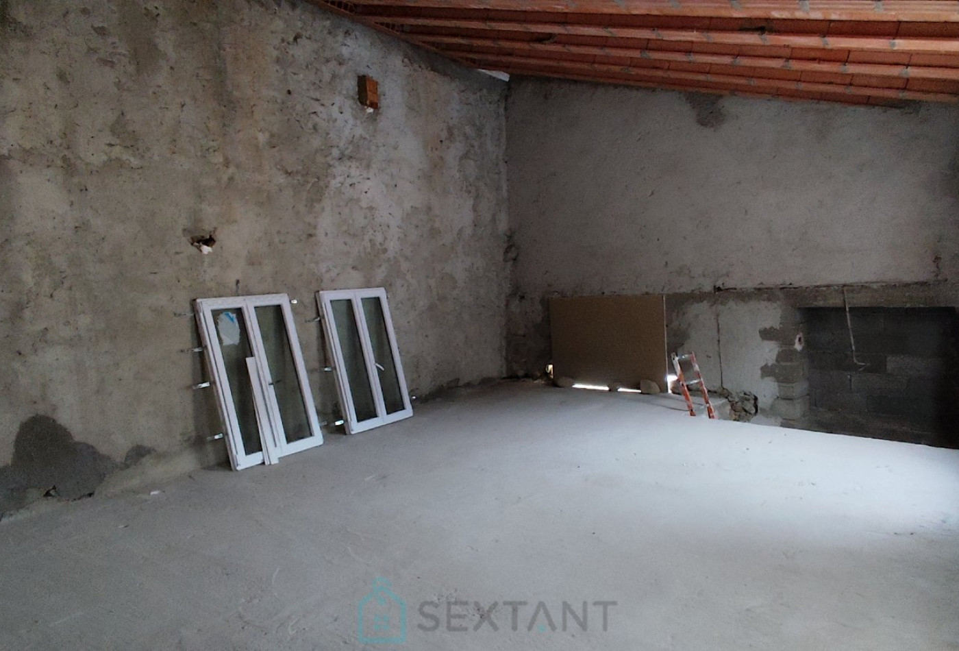 vente Grange Estoher - Photo 4