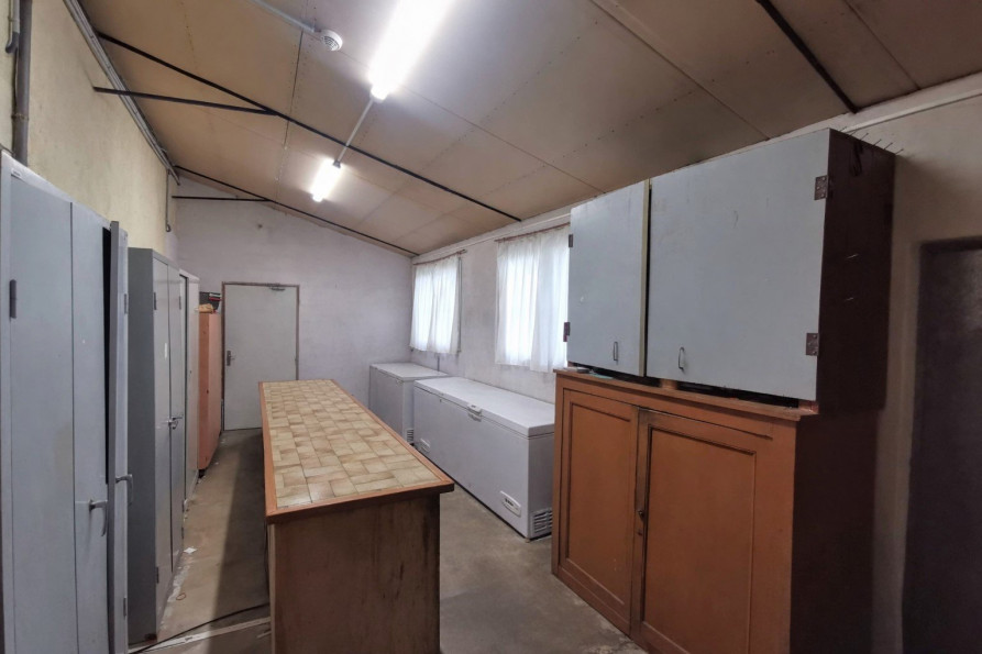 vente Immeuble mixte Javerlhac-la-chapelle-saint-robert - Photo 7