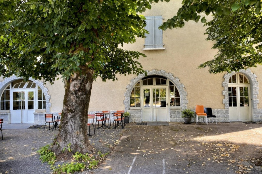 vente Immeuble mixte Javerlhac-la-chapelle-saint-robert - Photo 2