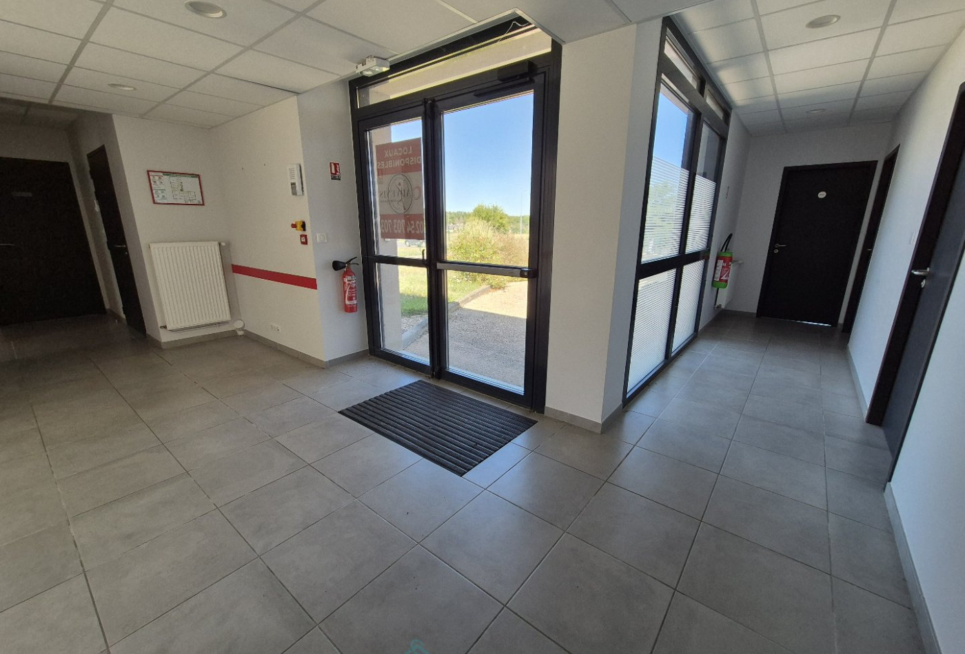 vente Locaux d'activité Montrichard - Photo 3