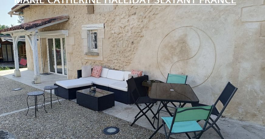 vente Corps de ferme Montrem