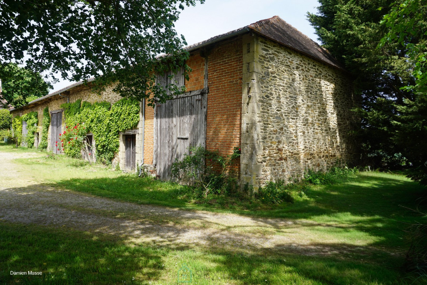 vente Domaine Saint Jory De Chalais - Photo 7