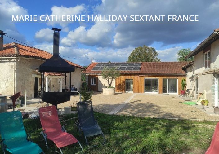 vente Corps de ferme Montrem