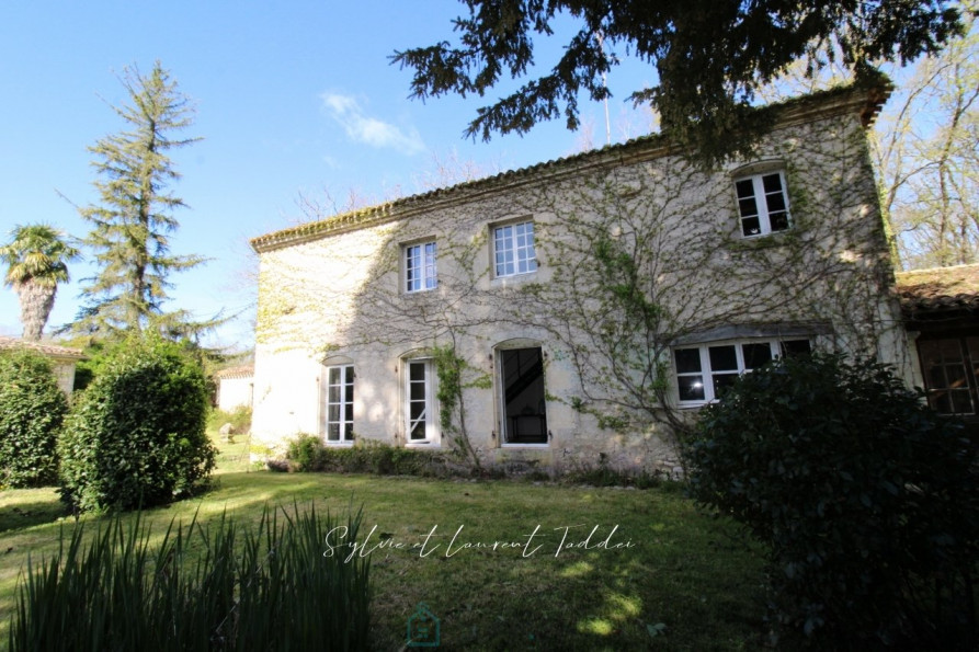 vente Maison de caractère Montendre - Photo 1
