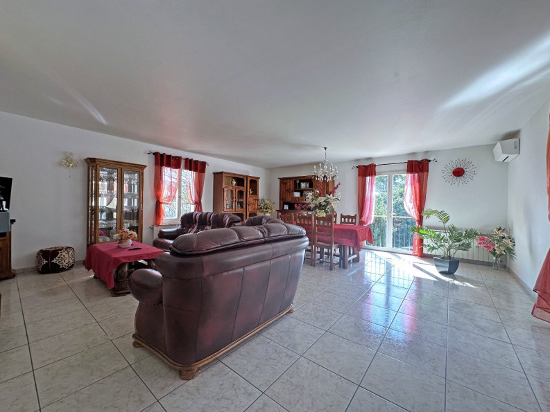 vente Appartement Nimes - Photo 7