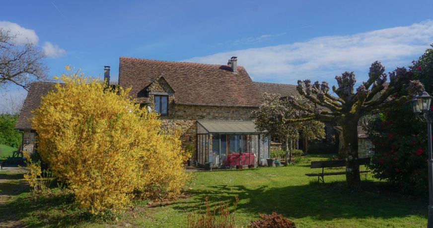 vente Maison de campagne Saint Priest Les Fougeres