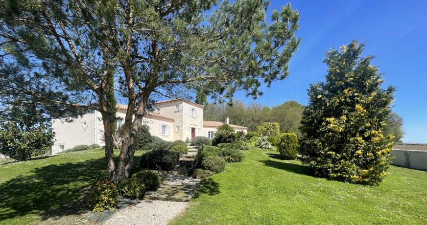 vente Villa Barbezieux Saint Hilaire
