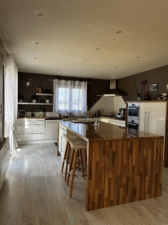 vente Maison individuelle Bourg Achard - Photo 2