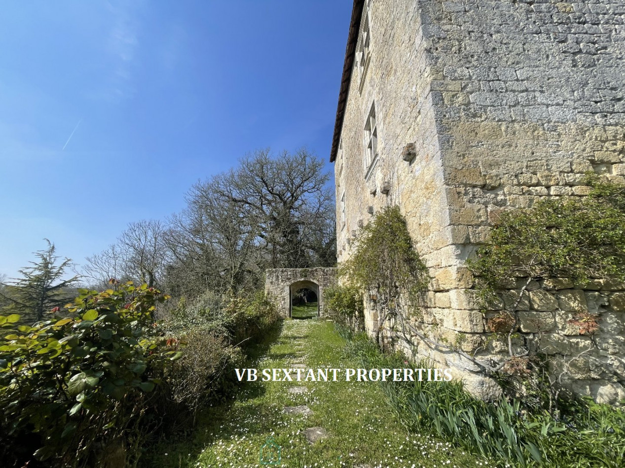vente Domaine Faleyras - Photo 2