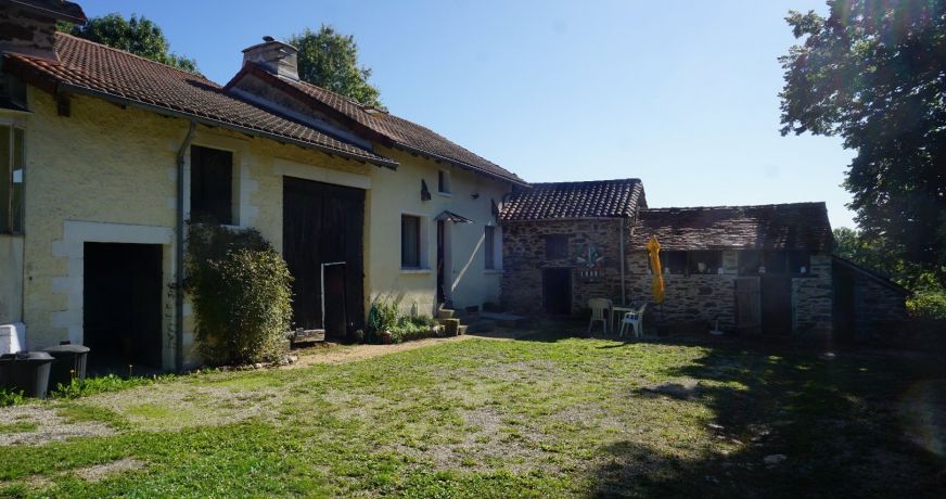 vente Corps de ferme Thiviers