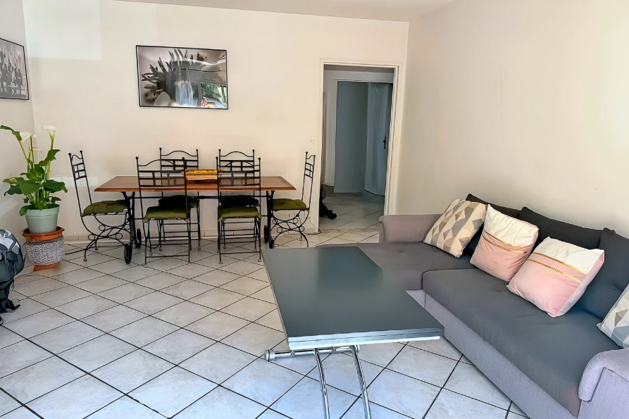 vente Appartement Saint Laurent Du Var - Photo 2